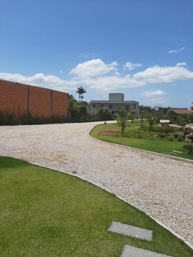 Excelente Sobrado Confortavel No Centro De Tijucas Proximo As Praias المظهر الخارجي الصورة