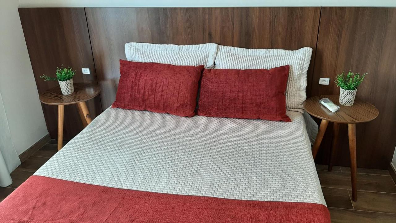 Excelente Sobrado Confortavel No Centro De Tijucas Proximo As Praias المظهر الخارجي الصورة