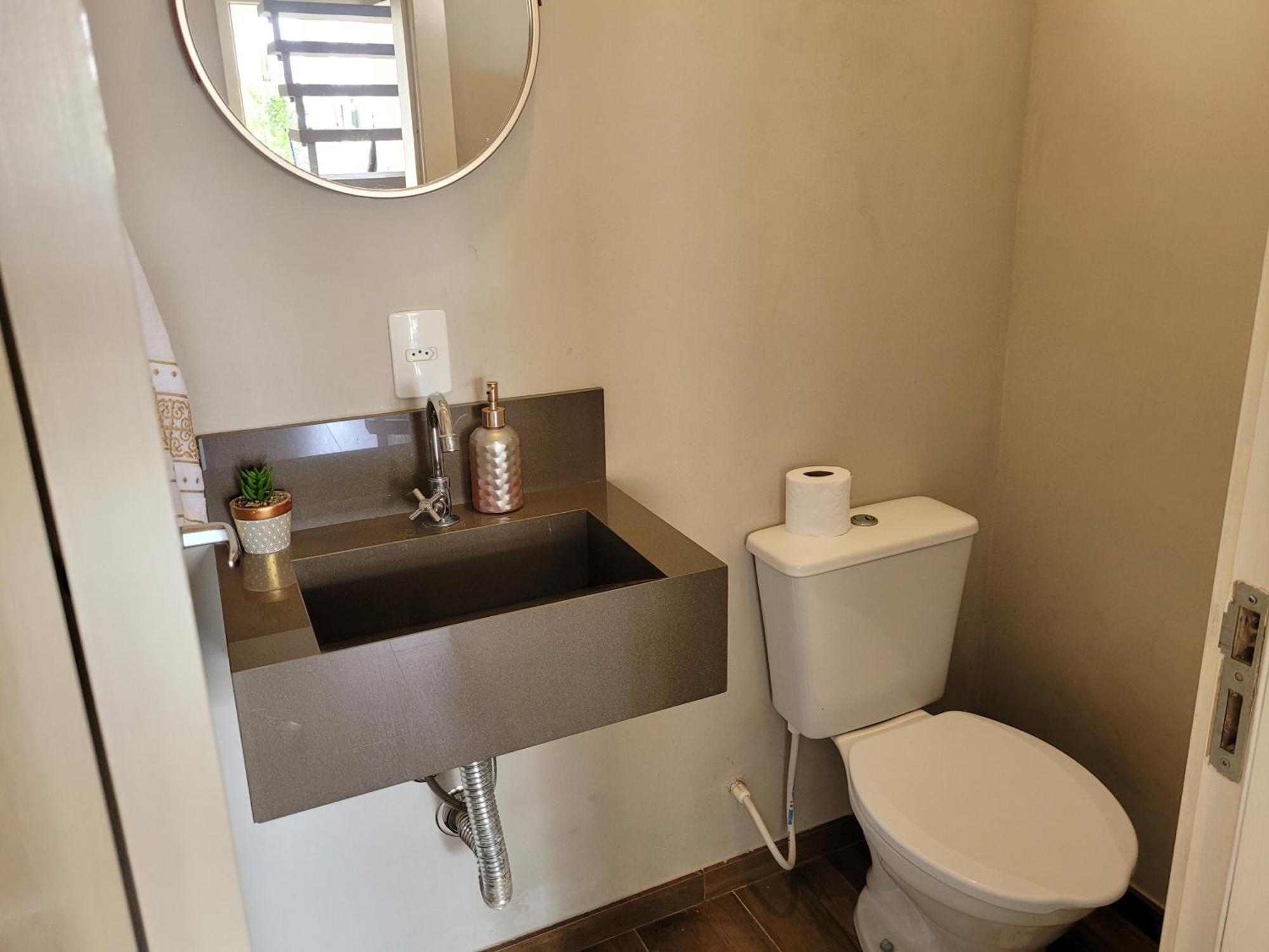 Excelente Sobrado Confortavel No Centro De Tijucas Proximo As Praias المظهر الخارجي الصورة